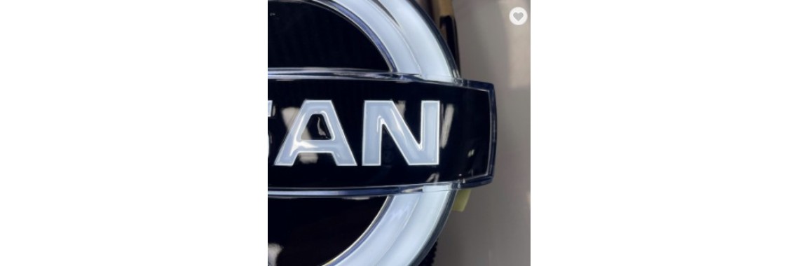 Emblem Light Nissan